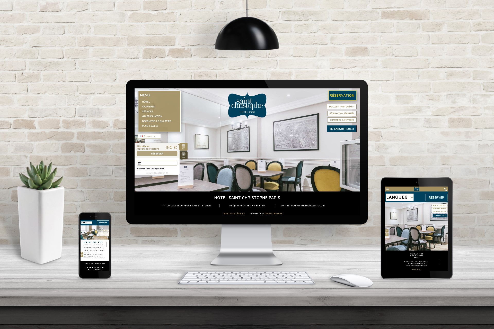 Graphique montrant l'augmentation des réservations directes d'un établissement hôtelier et la baisse des commissions OTA grâce à une stratégie SEO et SEA experte.